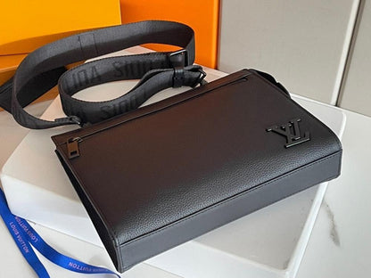 Italian-Inspired Luxury Leather Shoulder Bag