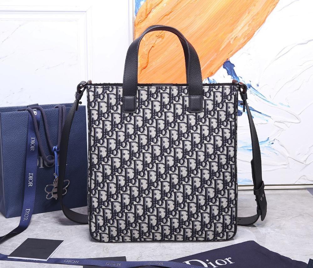 Elegant Premium Black Calfskin Shoulder Bag