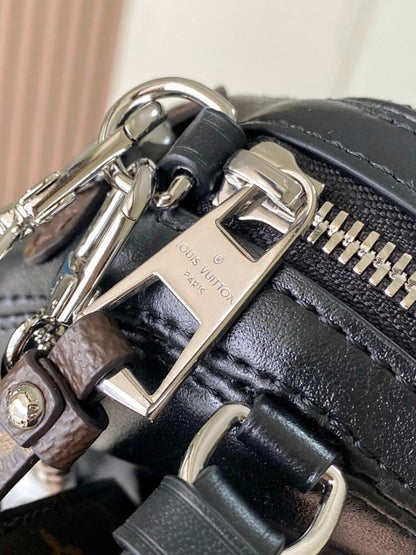 CarryAll Lambskin Shoulder Bag