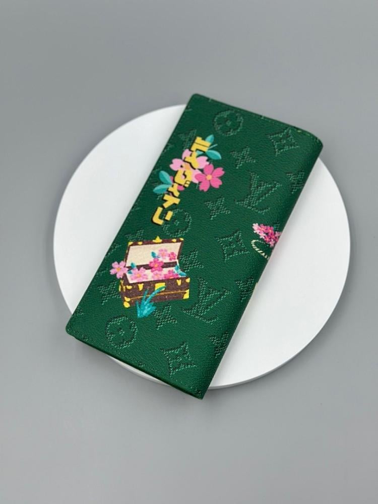 Stylish Refined Monogram Wallet
