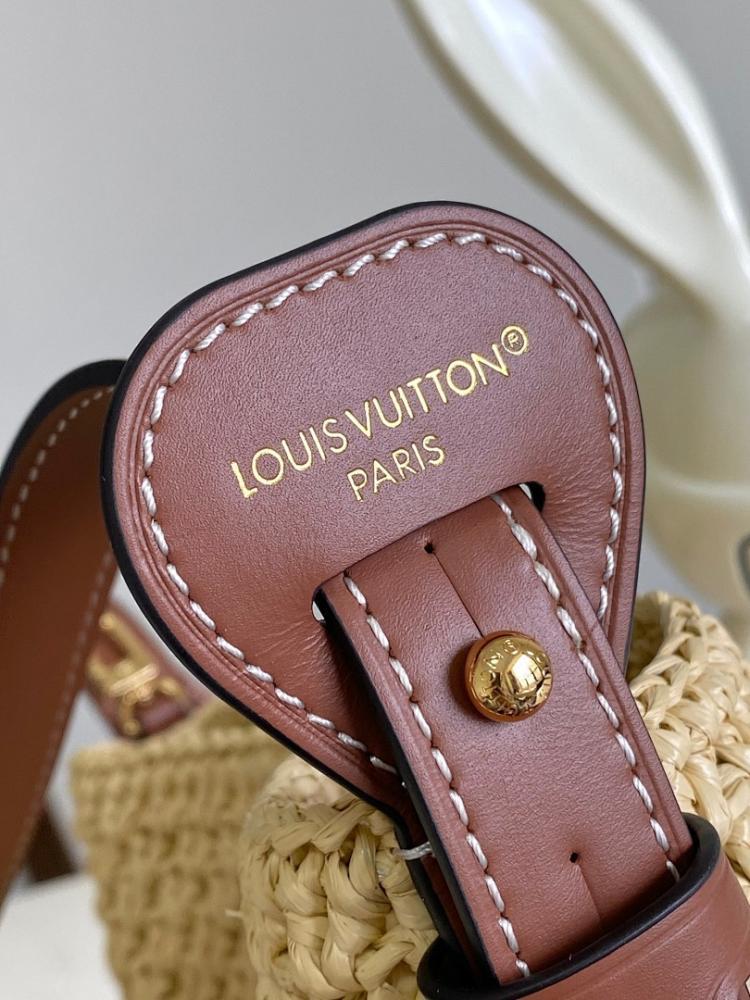 Elegant Refined Raffia Top Handle Bag
