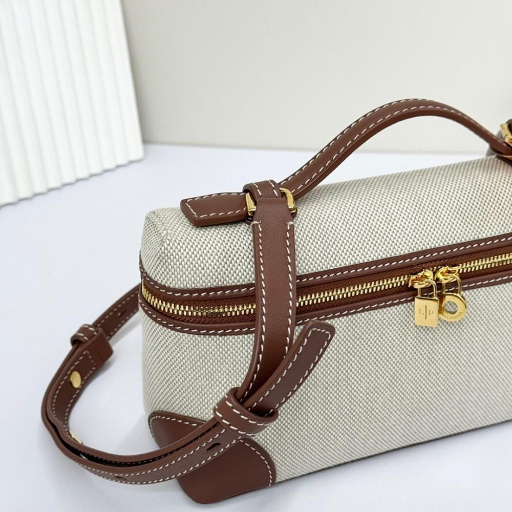 Modern Gold Canvas Shoulder Bag – Special Edition