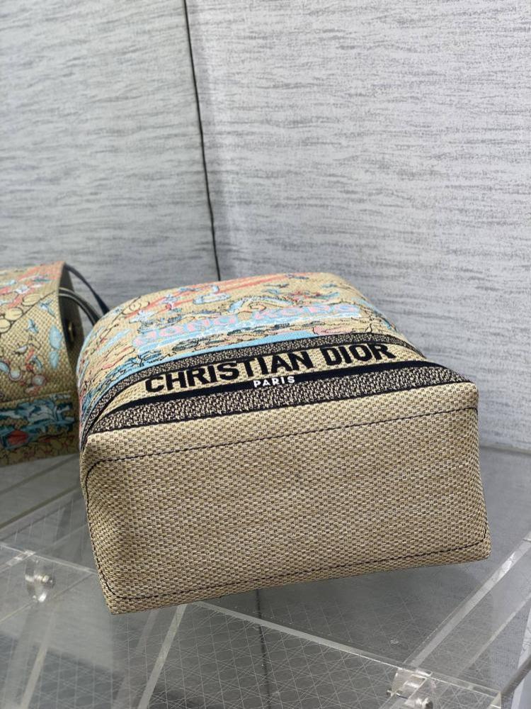 Embroidered Shoulder Bag