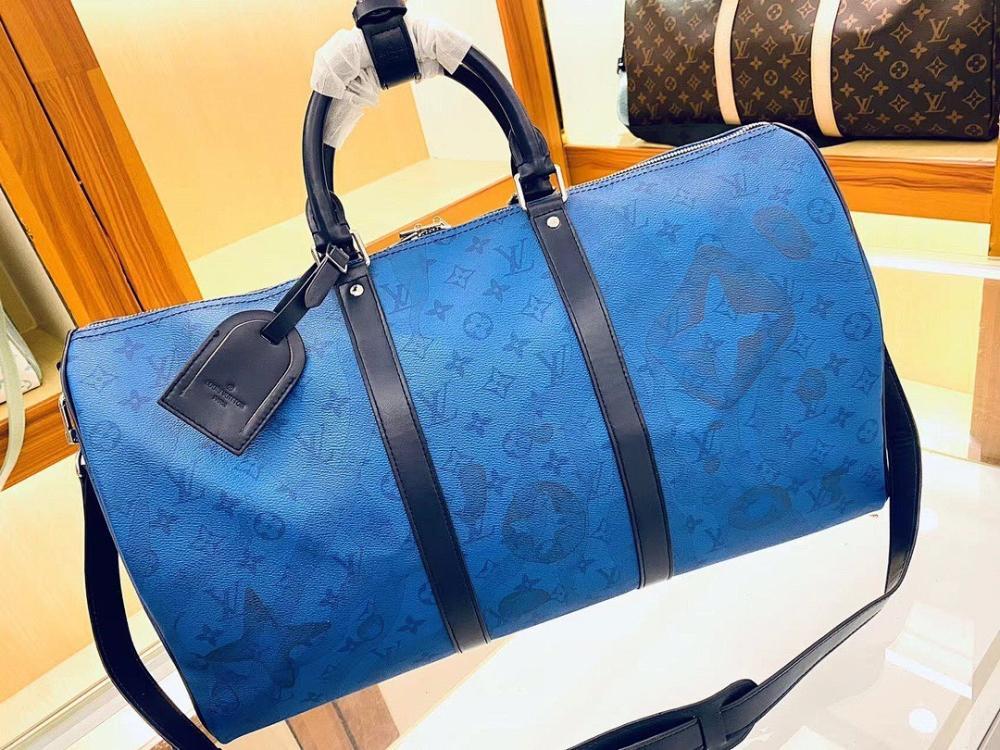 Stylish Leather Travel Bag – Limited Edition