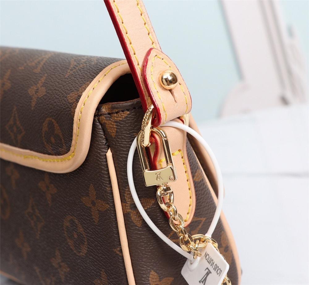 Alma Gold Shoulder Bag
