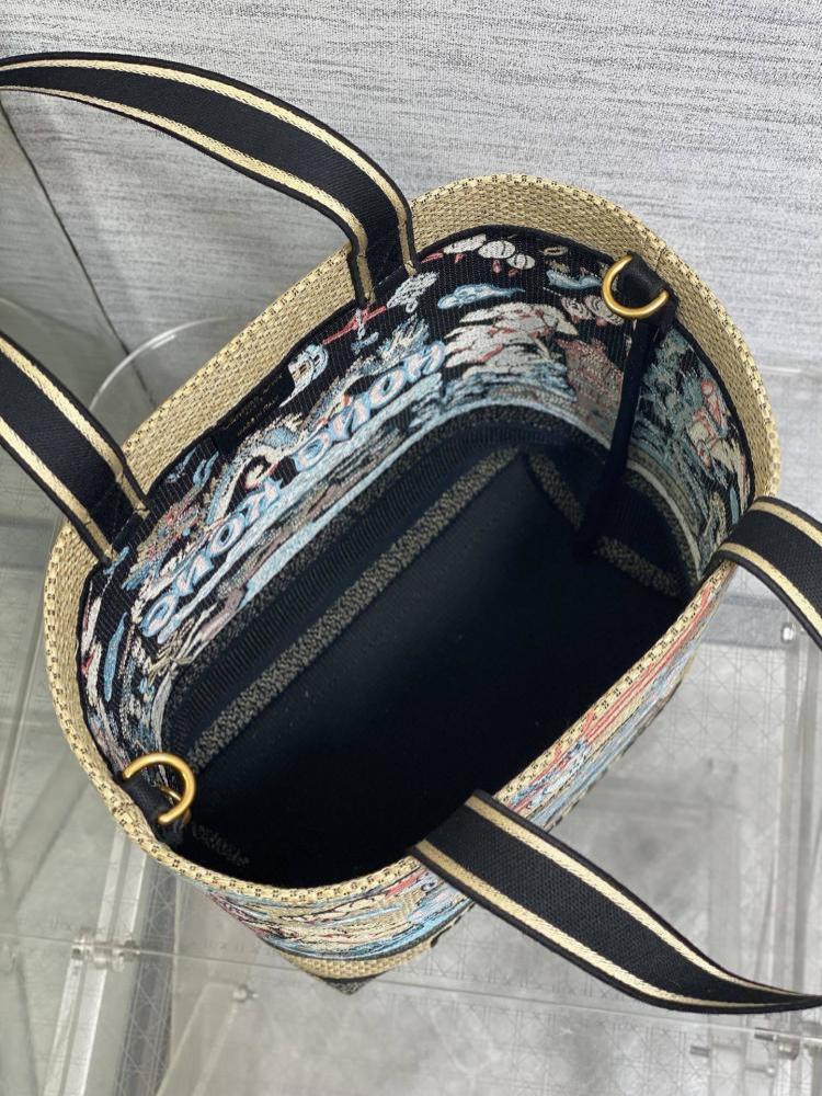 Embroidered Shoulder Bag