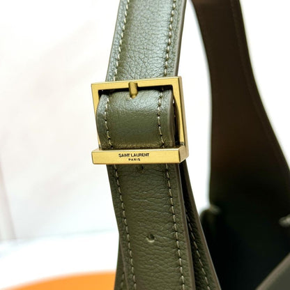 Classic Leather Shoulder Bag