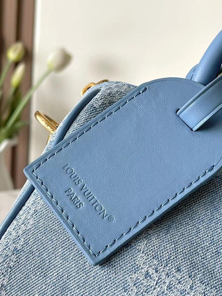 Luxury Refined Crossbody Bag