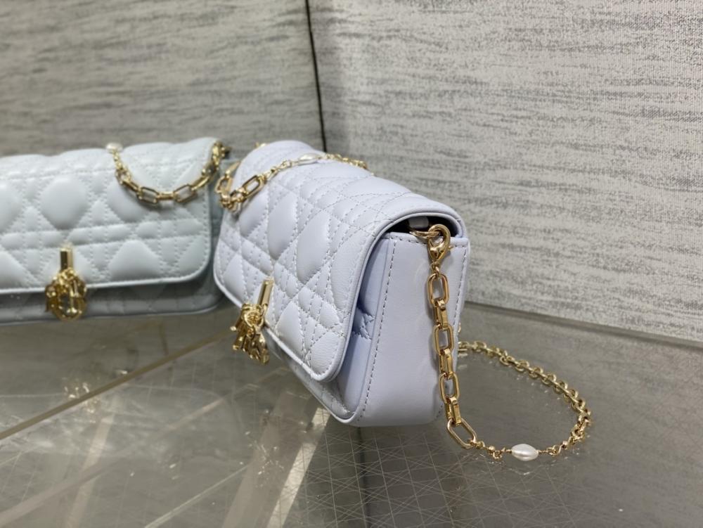 Alma Shoulder Bag
