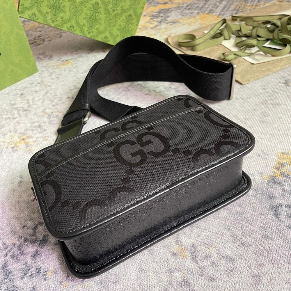 Elegant Refined Shoulder Bag