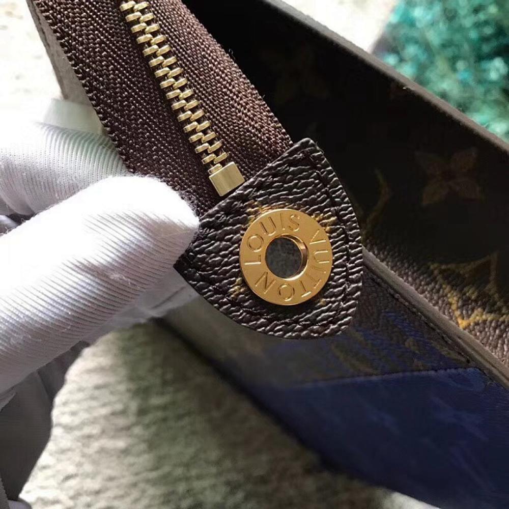 Classic Elegant Monogram Top Handle Bag