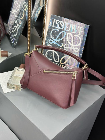 Modern Woven Crossbody Bag – Limited Edition