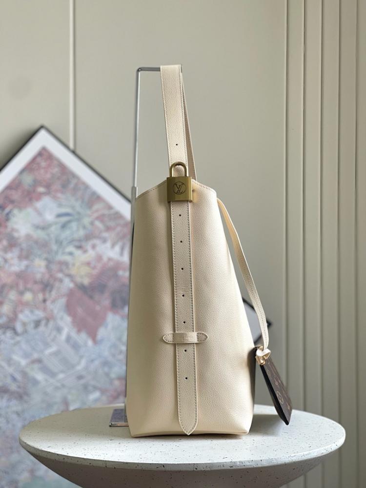 Luxury Leather Shoulder Bag – Special Edition