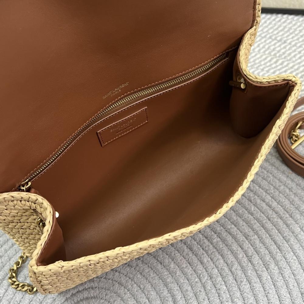 Elegant Shoulder Bag
