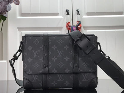 Elegant Messenger Bag