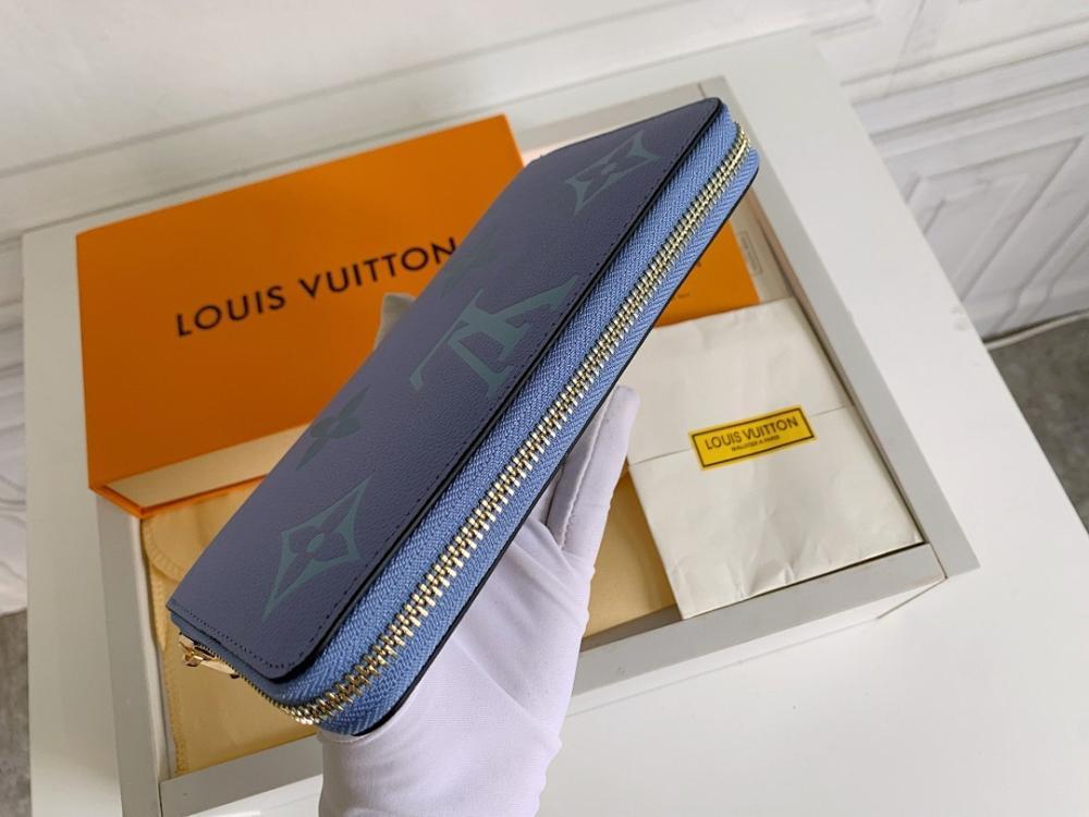 Modern Leather Wallet