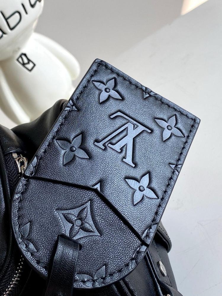 Italian-Inspired Elegant Leather Shoulder Bag