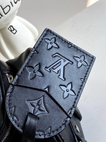 Italian-Inspired Elegant Leather Shoulder Bag