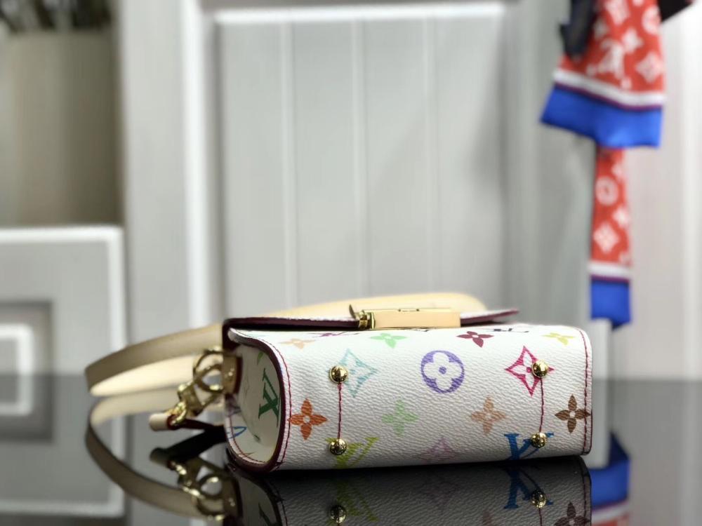 Elegant Shoulder Bag