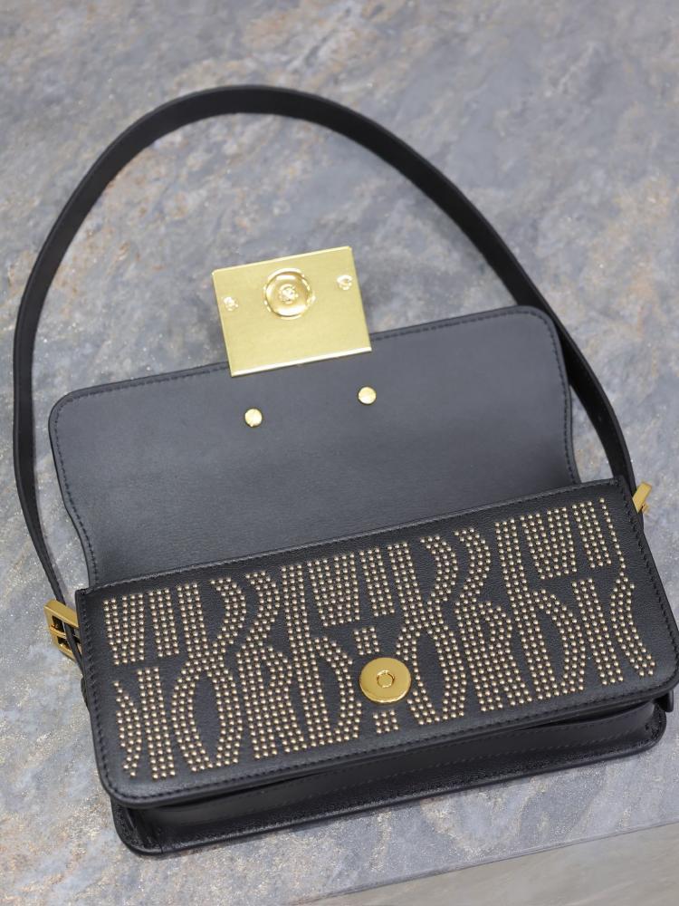 Elegant Shoulder Bag