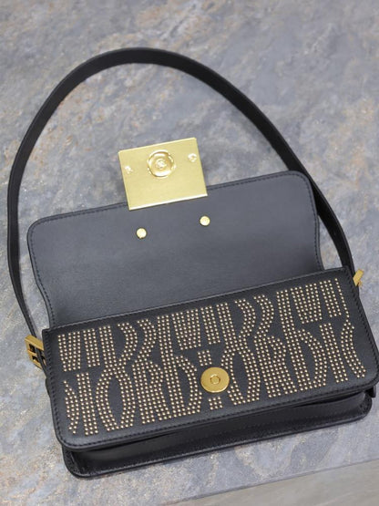 Elegant Shoulder Bag