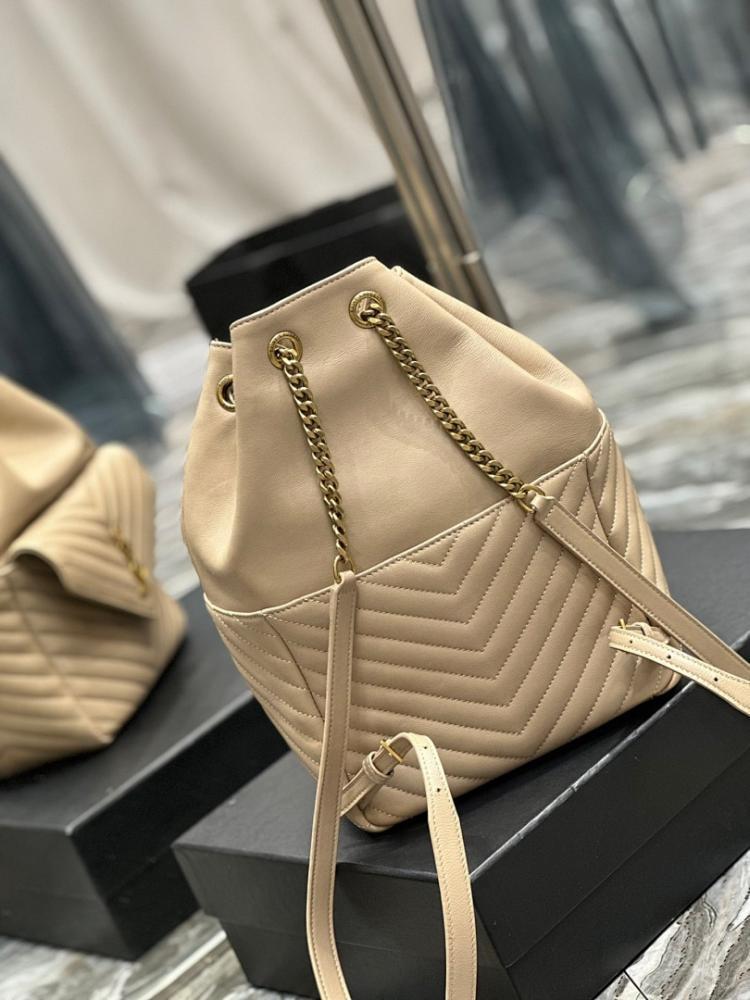 Classic Elegant Leather Backpack – Limited Edition
