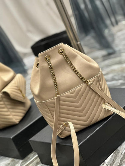 Classic Elegant Leather Backpack – Limited Edition