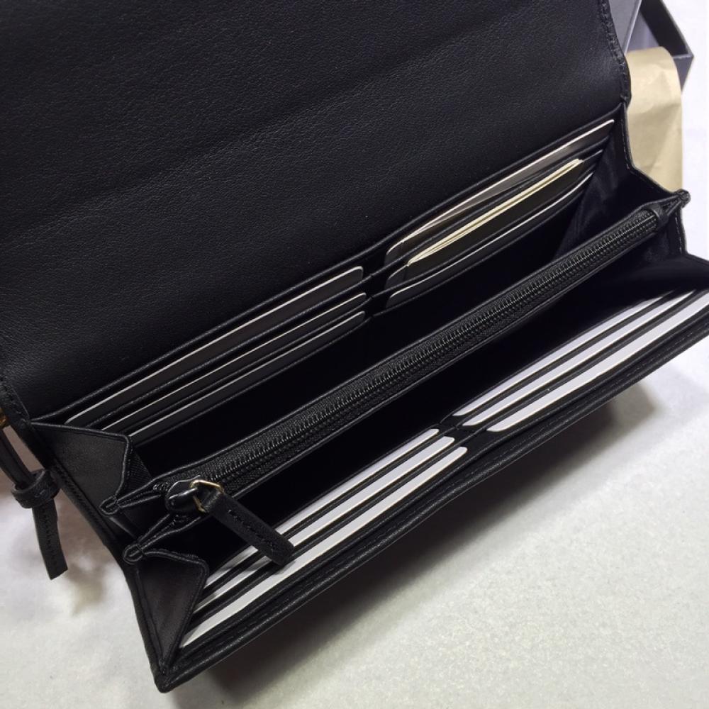 Elegant Wallet