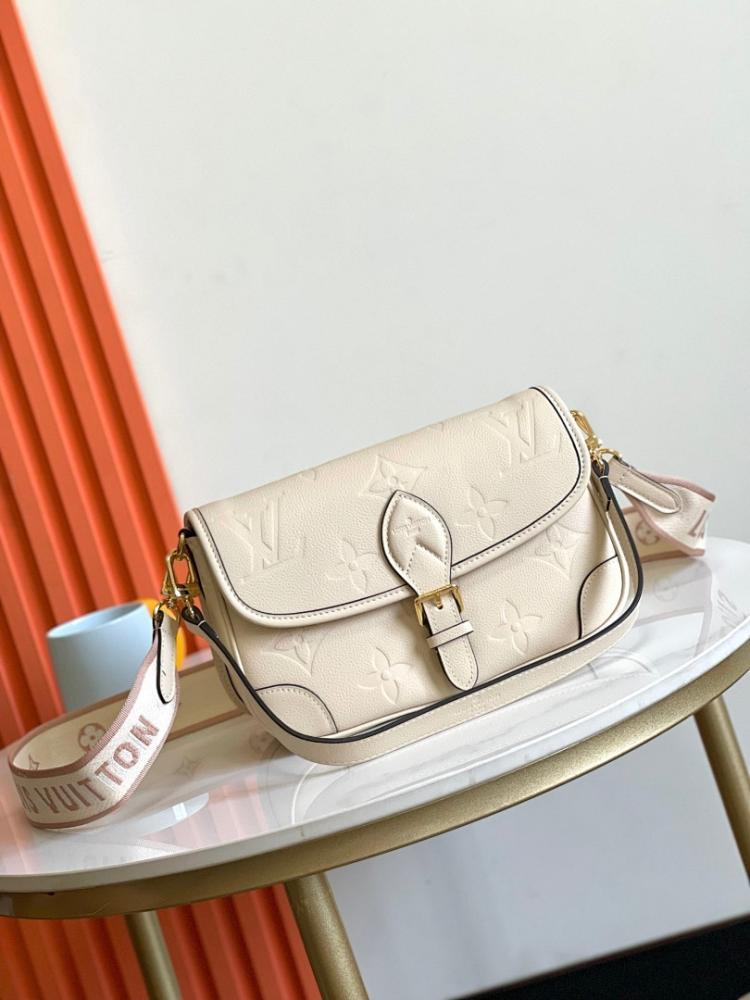 Diane Woven Jacquard Shoulder Bag