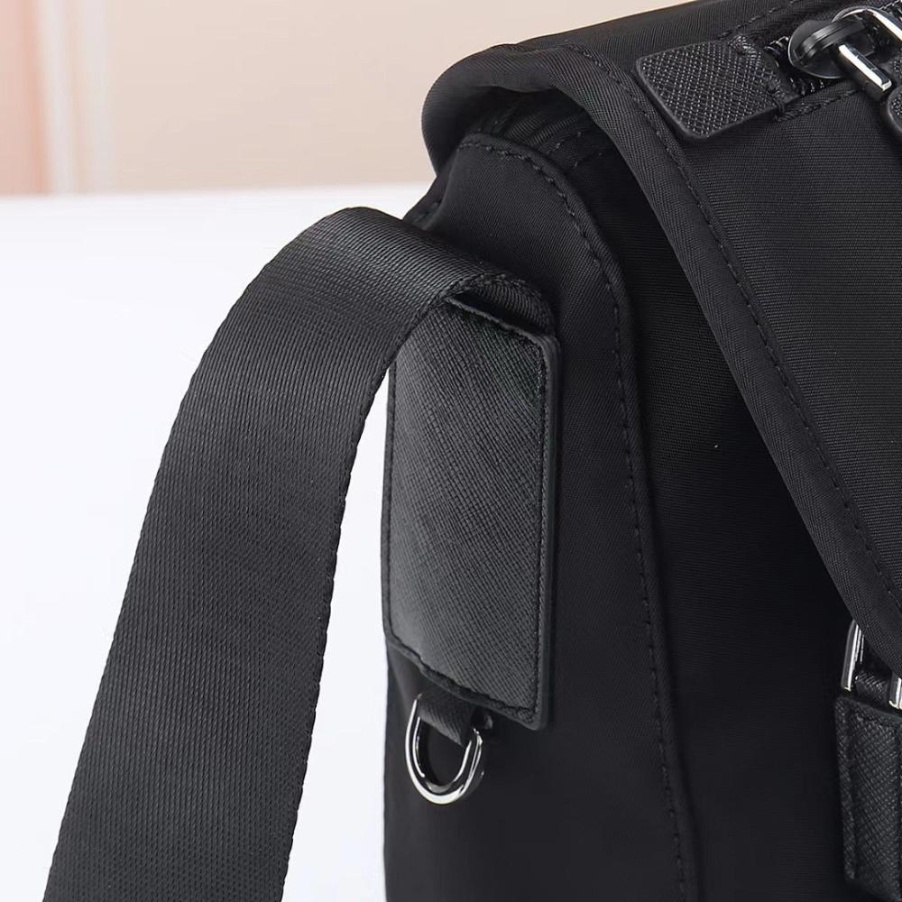 Italian-Inspired Stylish Leather Shoulder Bag