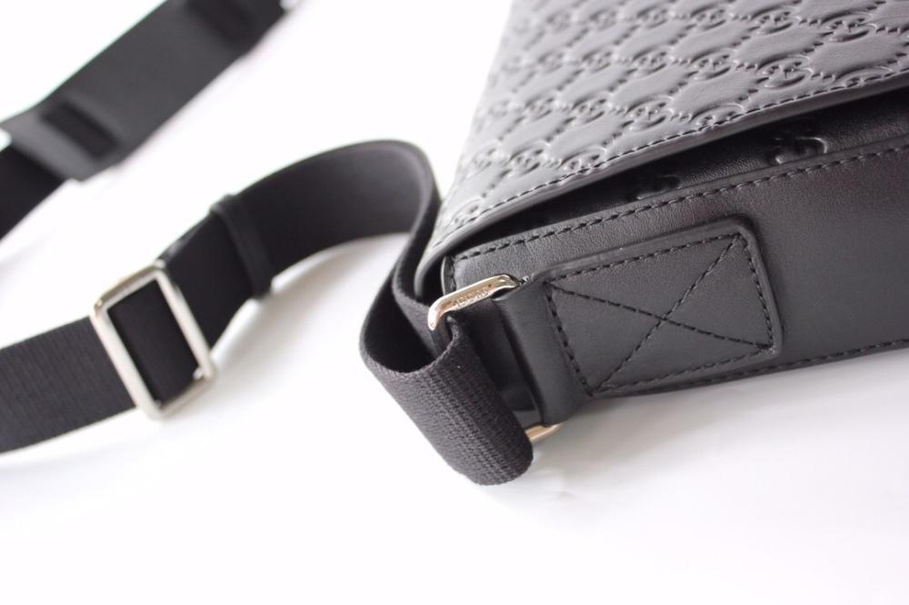 Classic Leather Shoulder Bag