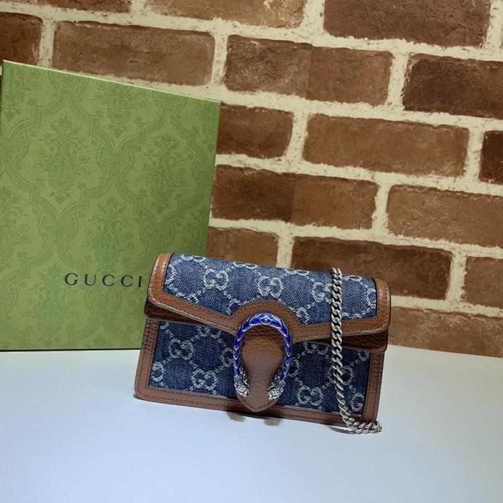 Classic Shoulder Bag