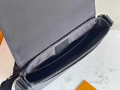 Modern Leather Shoulder Bag – Special Edition