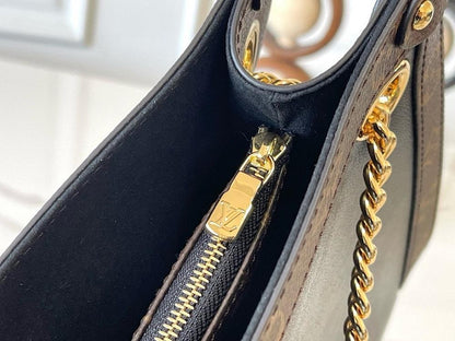 Elegant Stylish Leather Bag