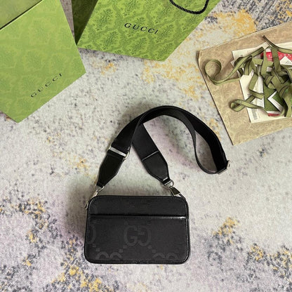 Elegant Refined Shoulder Bag