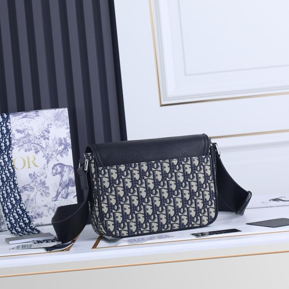 Stylish Black Printed Calfskin Shoulder Bag – Limited Edition