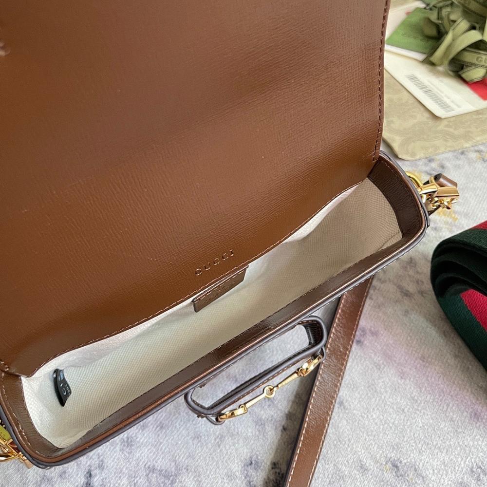 Stylish Crossbody Bag – Special Edition