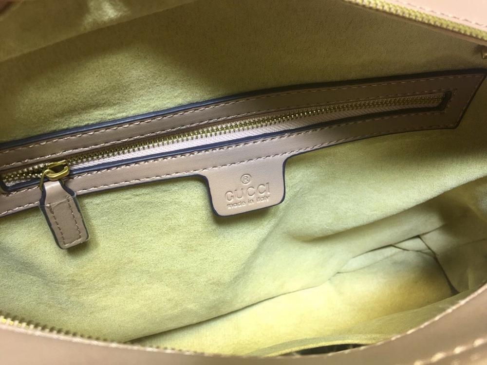 Classic Premium Shoulder Bag