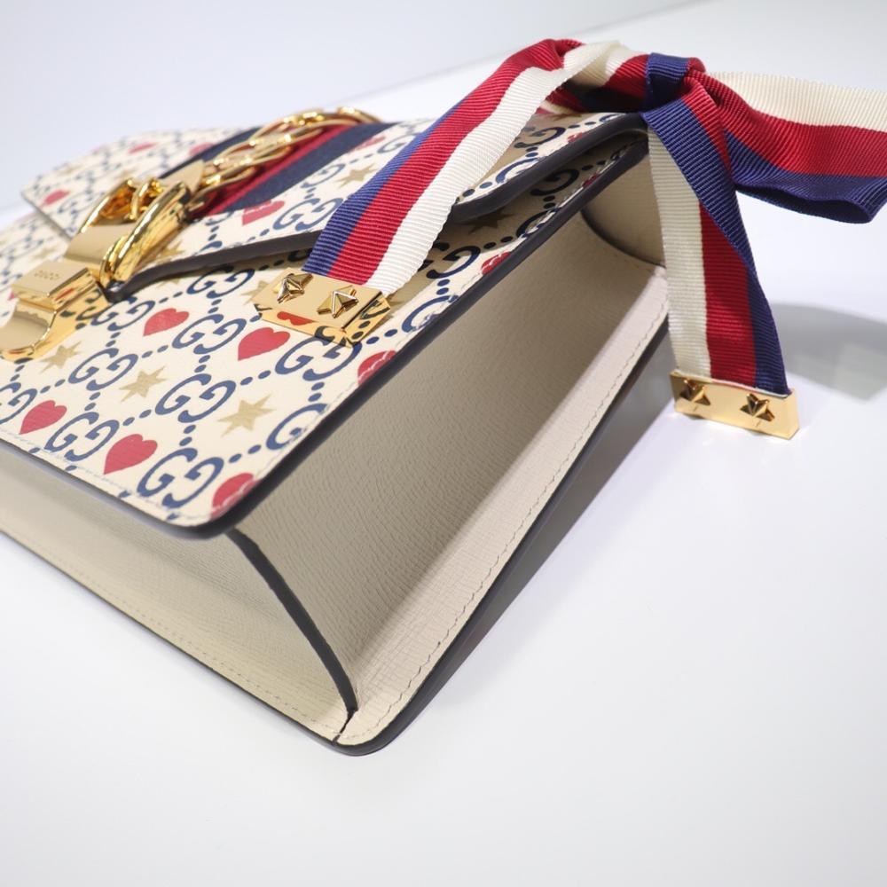 Practical Luxury Shoulder Bag