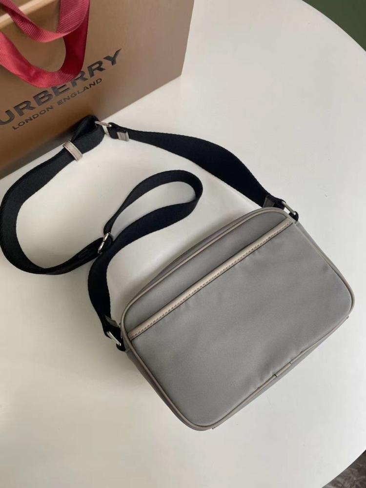 Classic Shoulder Bag