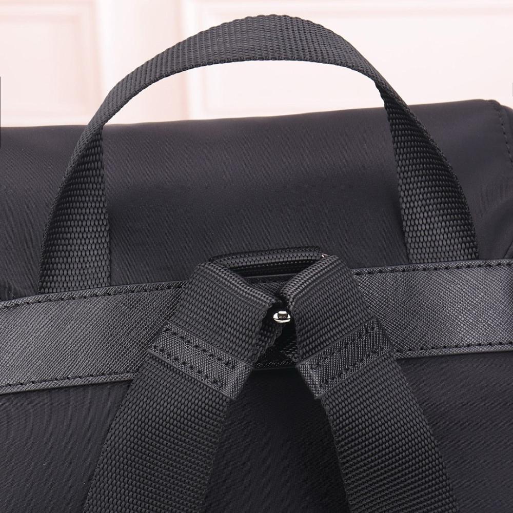 Elegant Top Handle Bag – Limited Edition