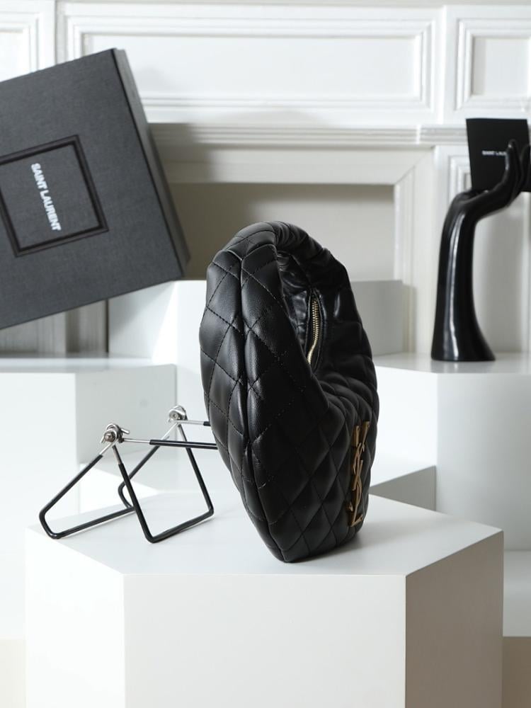 Modern Refined Shoulder Bag