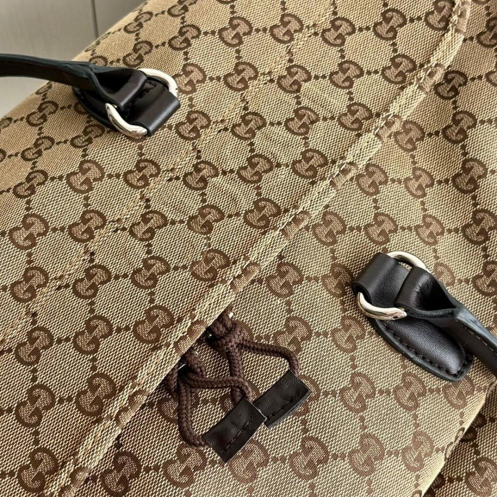 Luxury Beige Shoulder Bag – Limited Edition