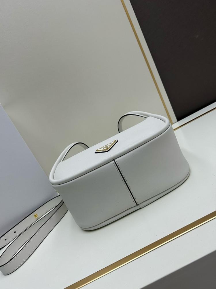 Stylish Crossbody Bag – Limited Edition