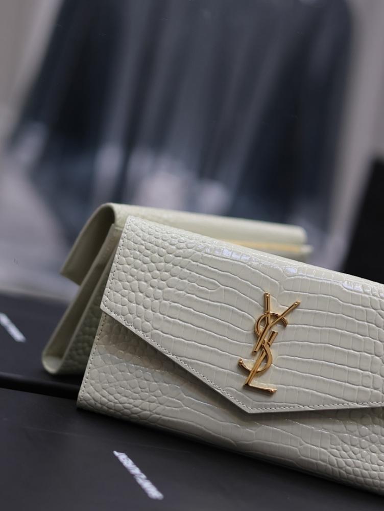 Stylish Refined Leather Top Handle Bag