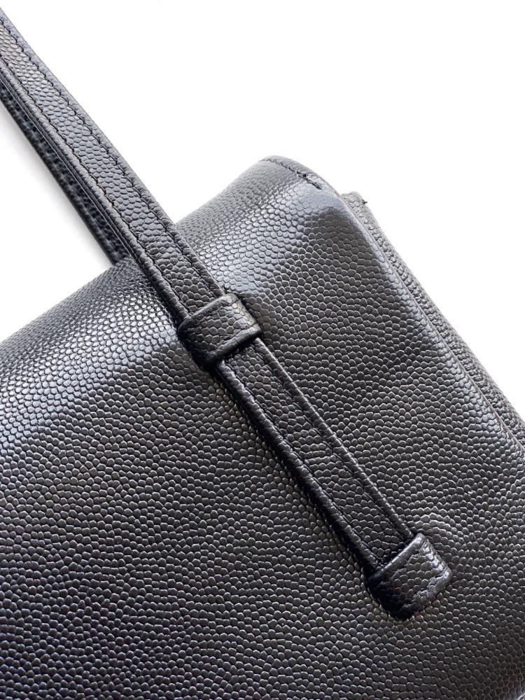 Classic Leather Shoulder Bag