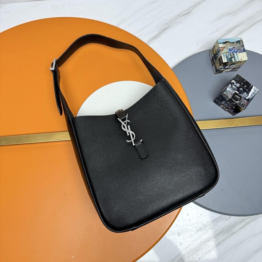 Alma Leather Shoulder Bag