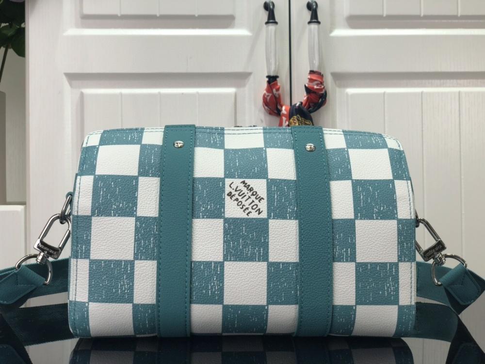 Practical Luxury Travel Bag