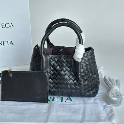 Classic Luxury Woven Leather Shoulder Bag