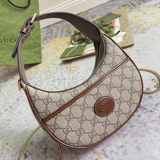 Modern Italian-Inspired Shoulder Bag